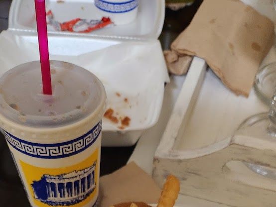 Luis Burgers food